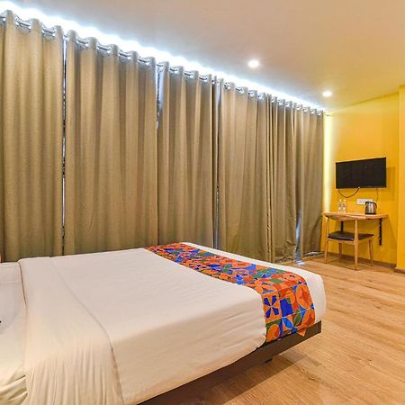 Fabhotel Ny Townhouse Ahmedabad Ngoại thất bức ảnh