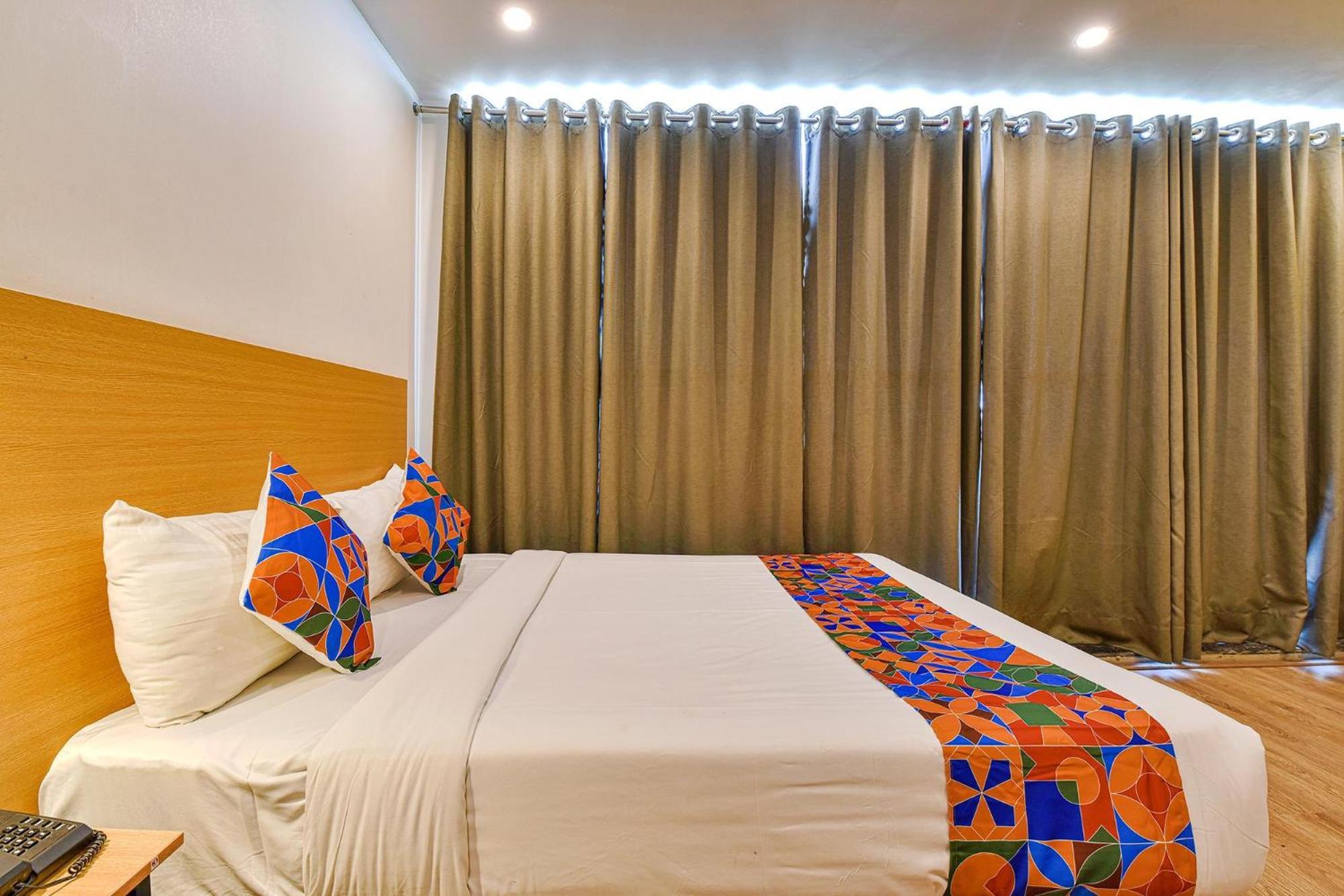 Fabhotel Ny Townhouse Ahmedabad Ngoại thất bức ảnh