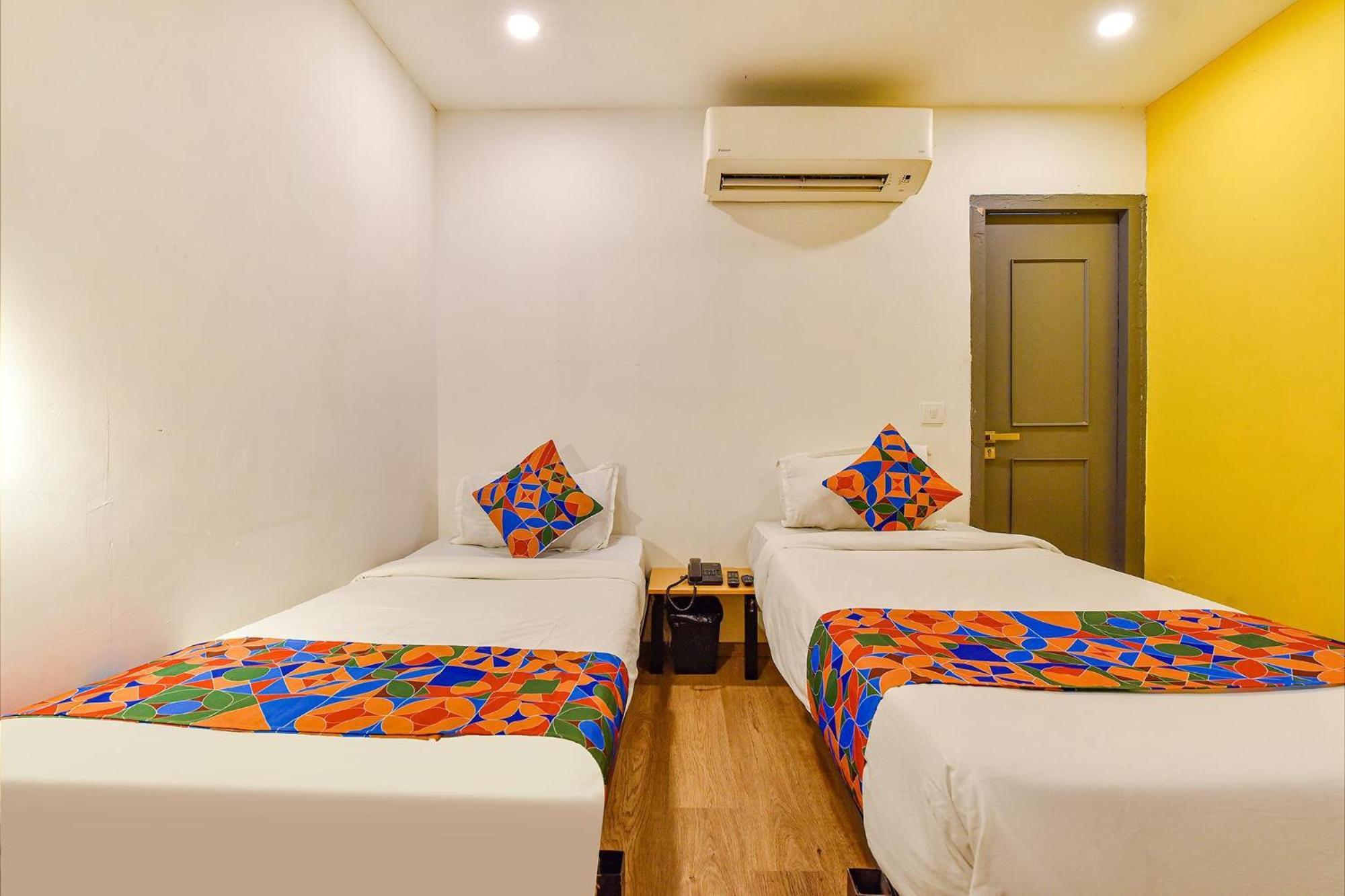 Fabhotel Ny Townhouse Ahmedabad Ngoại thất bức ảnh