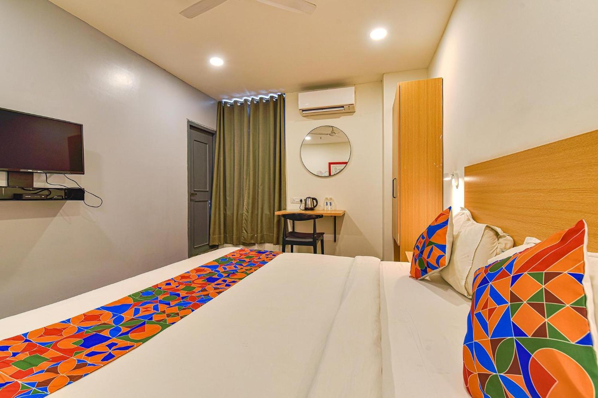 Fabhotel Ny Townhouse Ahmedabad Ngoại thất bức ảnh