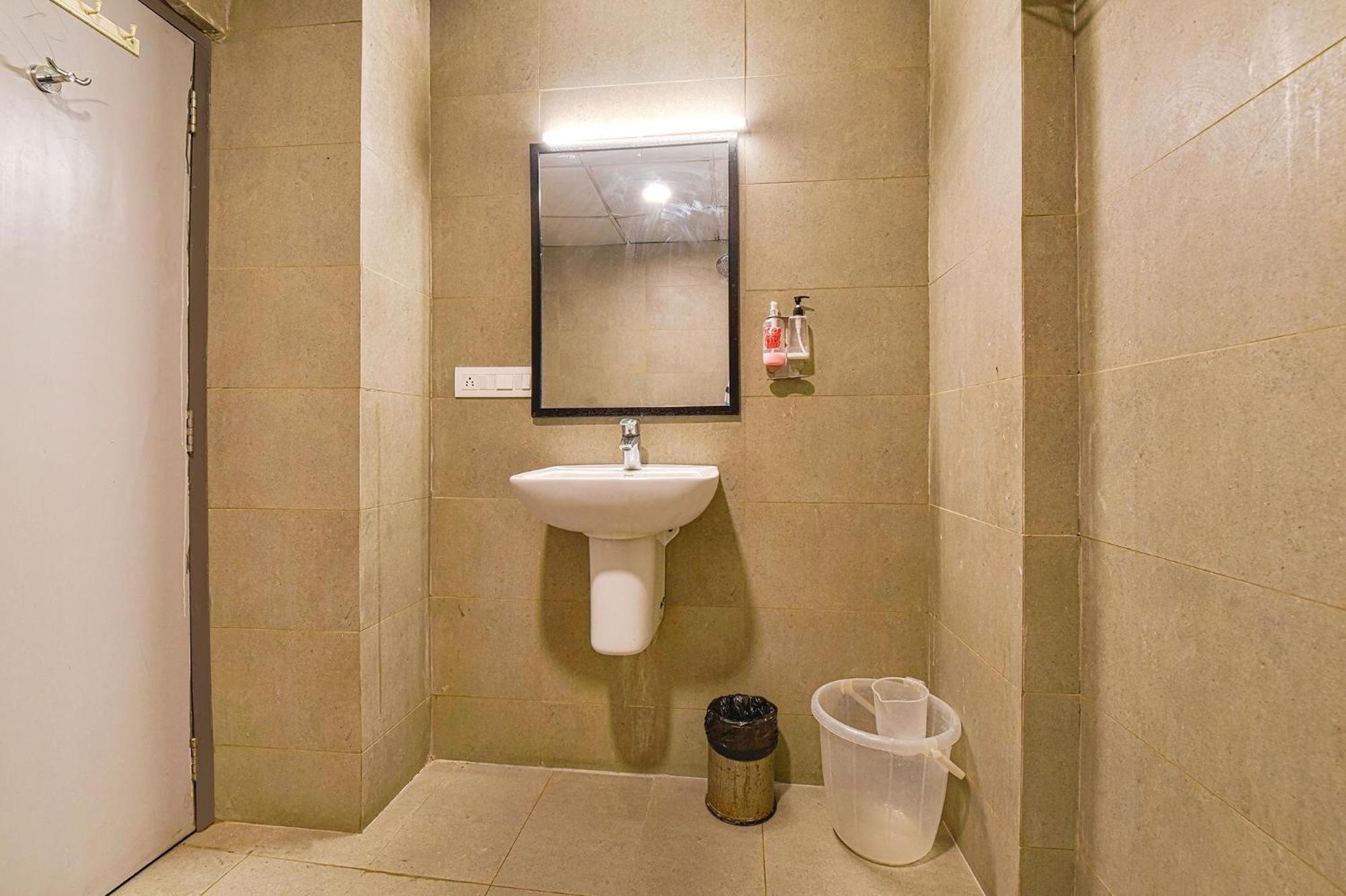 Fabhotel Ny Townhouse Ahmedabad Ngoại thất bức ảnh